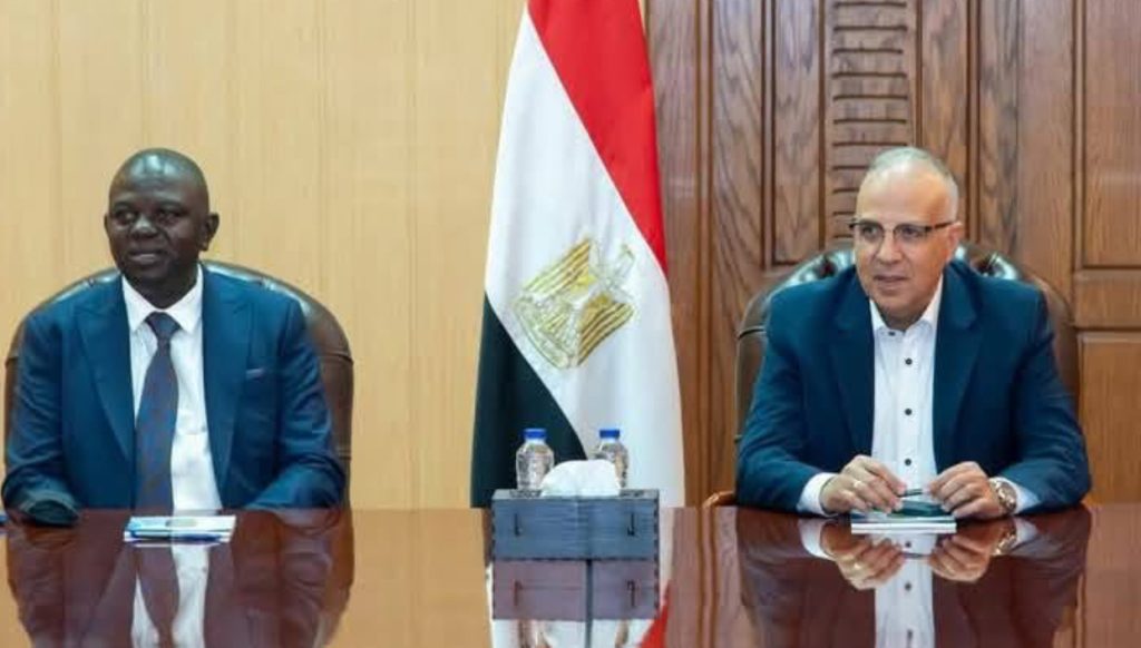 Professor Utsev meets Egyptian officials in Cairo over water management agreements