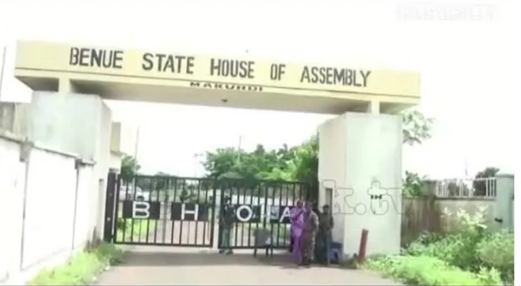 Benue Assembly wants Governor Alia to immediately suspend SUBEB boss Adagba ….cites lack of competence