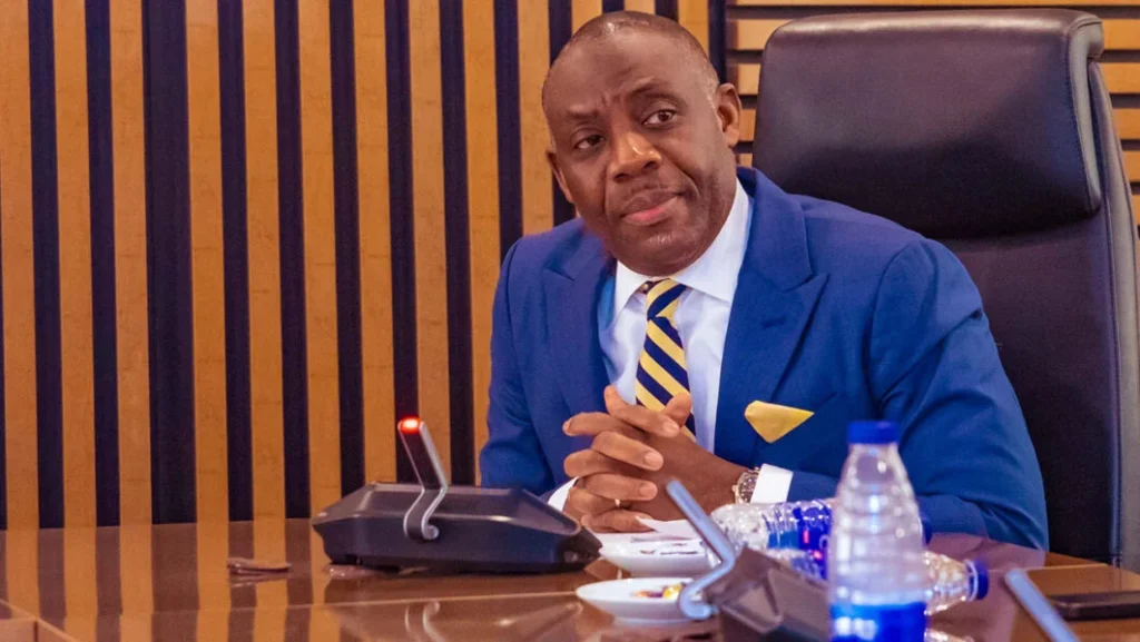 FG launches Mobile-First training to boost female teachers’ skills