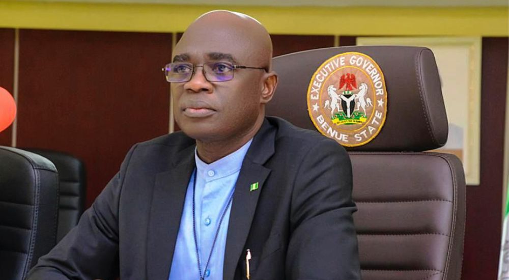 Benue Governor Alia donates 3 buses, houses to support justice sector