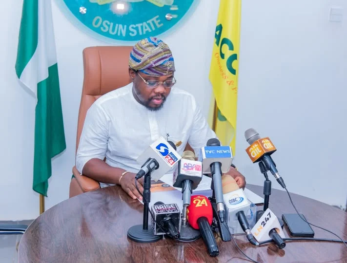 Osun Speaker Egbedun orders immediate cleanup of major roads, drainage networks